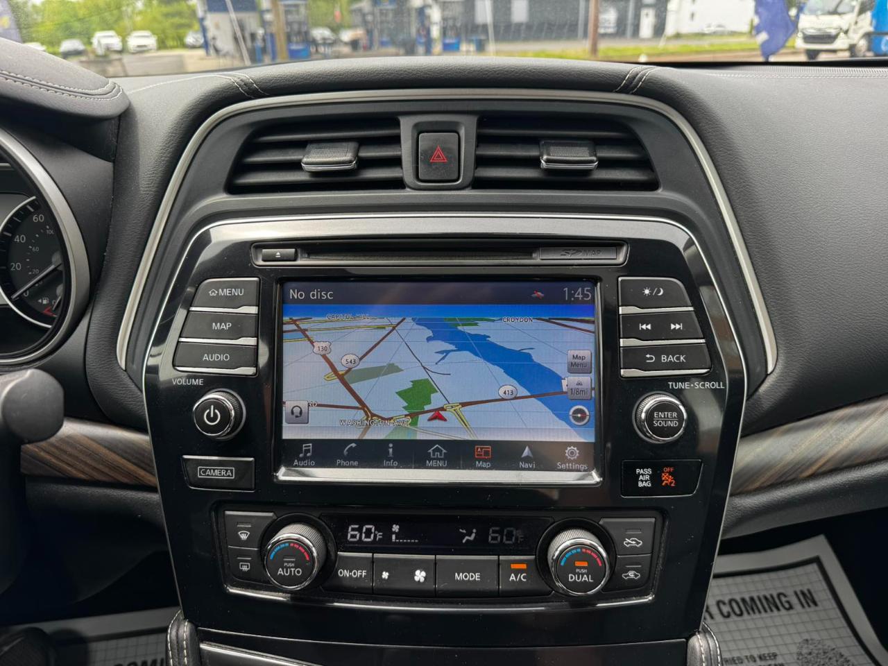 Nissan Maxima 4dr Sdn 3.5 Platinum 2016