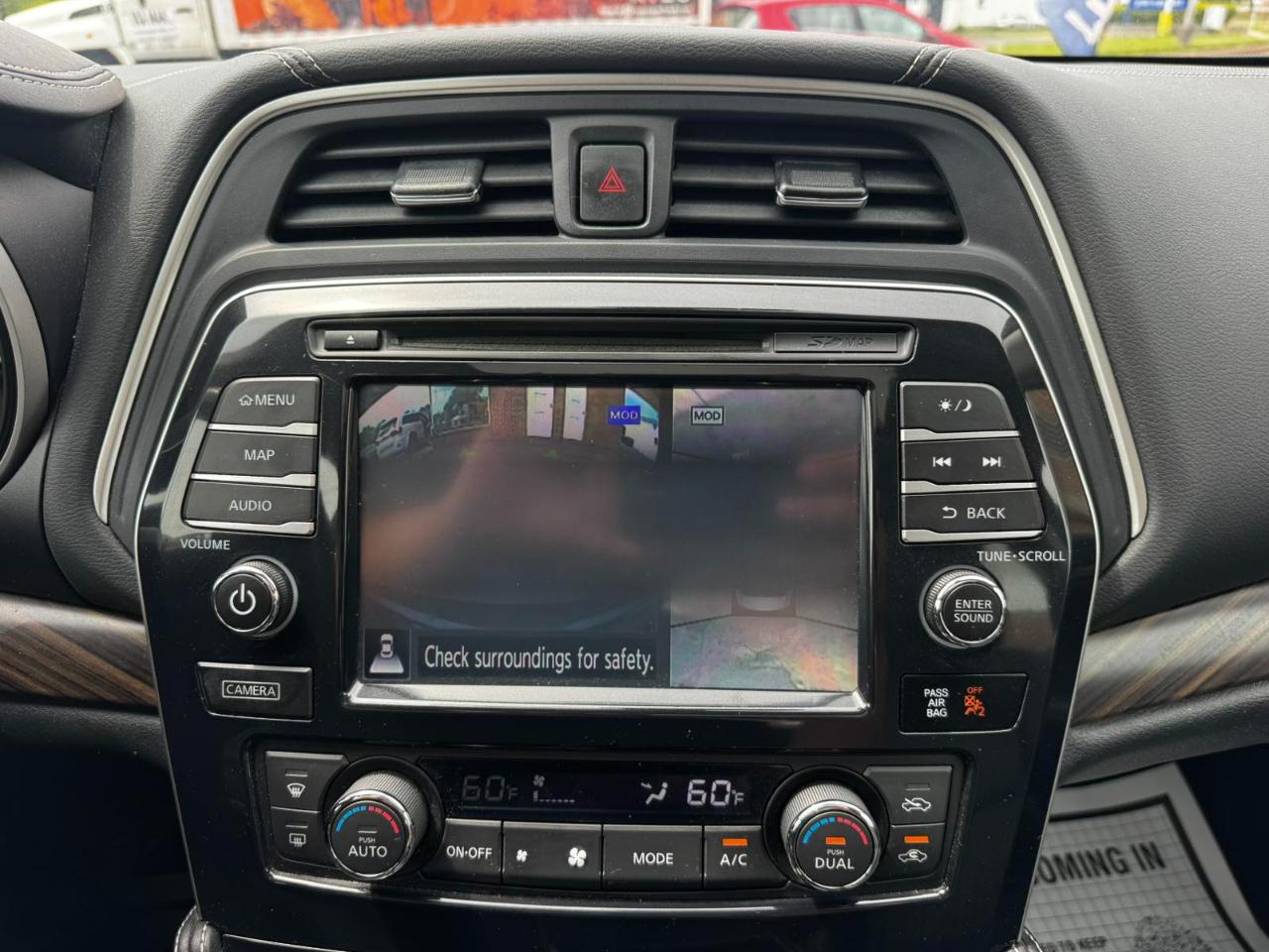 Nissan Maxima 4dr Sdn 3.5 Platinum 2016