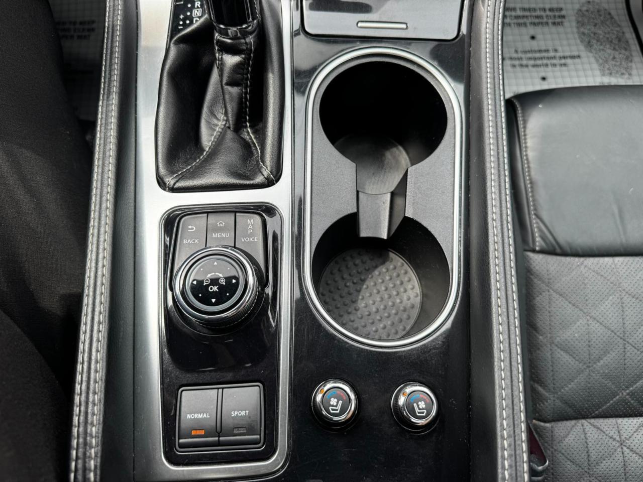 Nissan Maxima 4dr Sdn 3.5 Platinum 2016