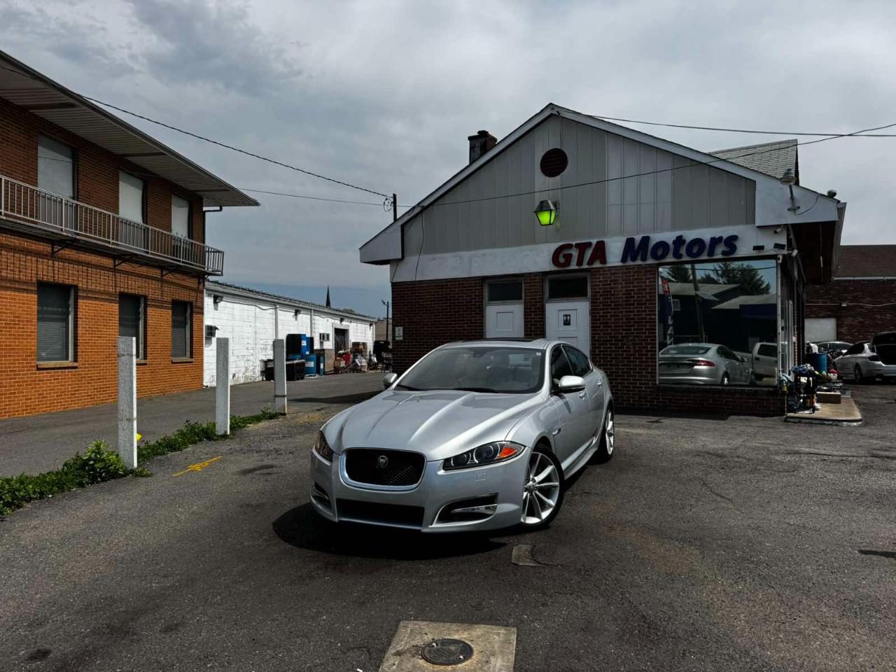 Jaguar XF 4dr Sdn Portfolio 2012