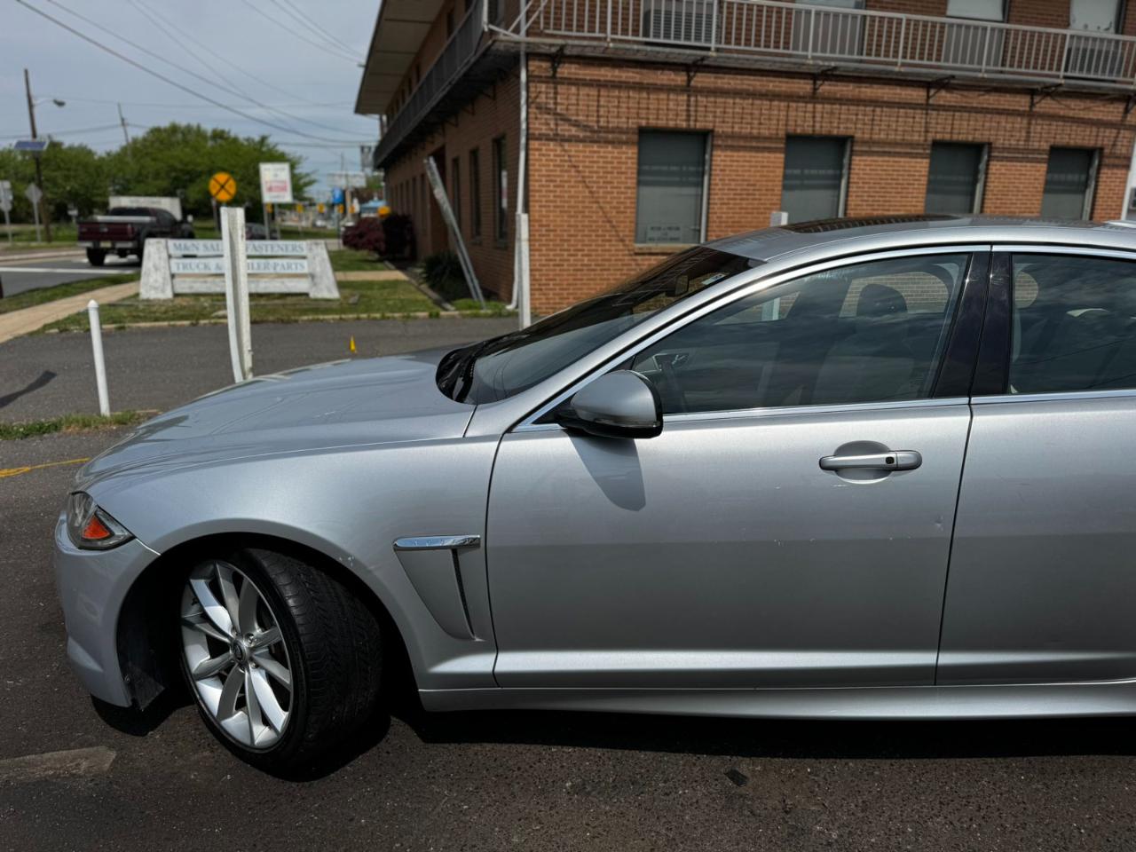Jaguar XF 4dr Sdn Portfolio 2012