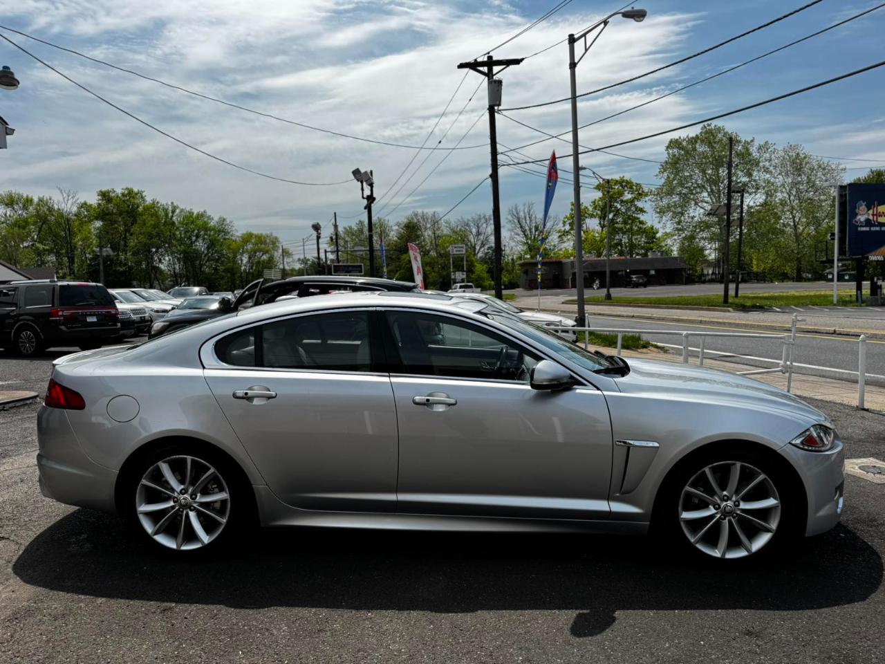 Jaguar XF 4dr Sdn Portfolio 2012