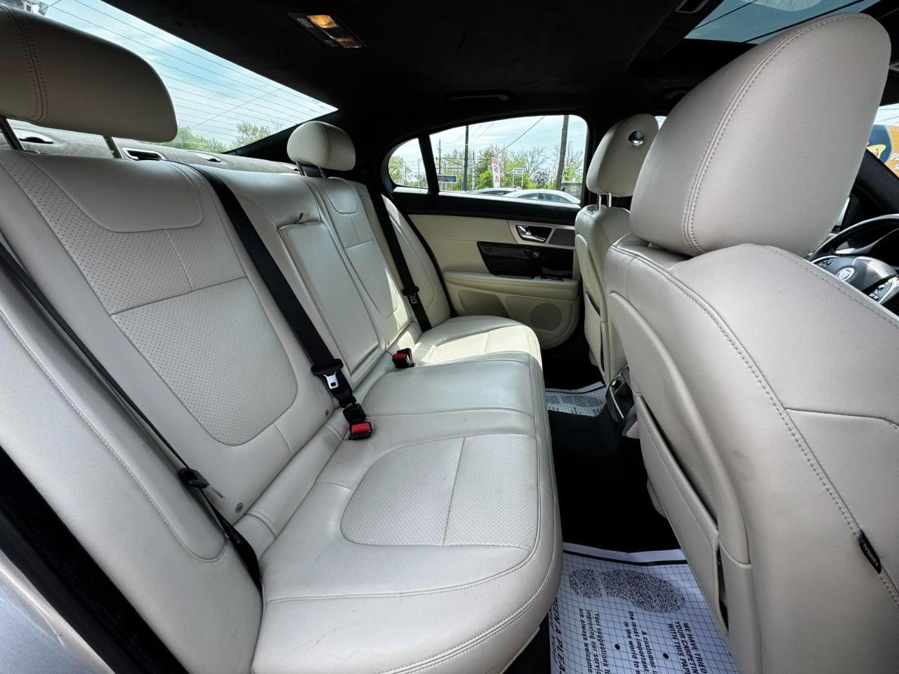 Jaguar XF 4dr Sdn Portfolio 2012