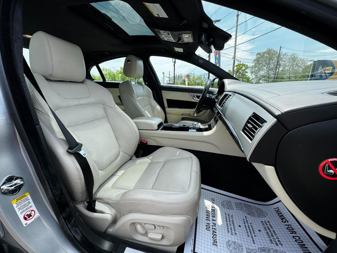 Jaguar XF 4dr Sdn Portfolio 2012