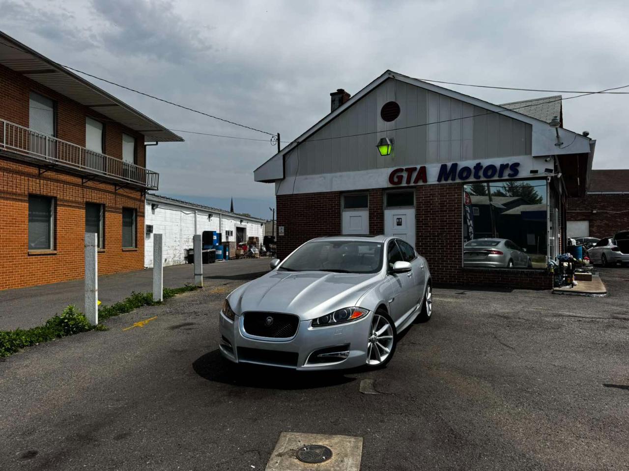 Jaguar XF 4dr Sdn Portfolio 2012
