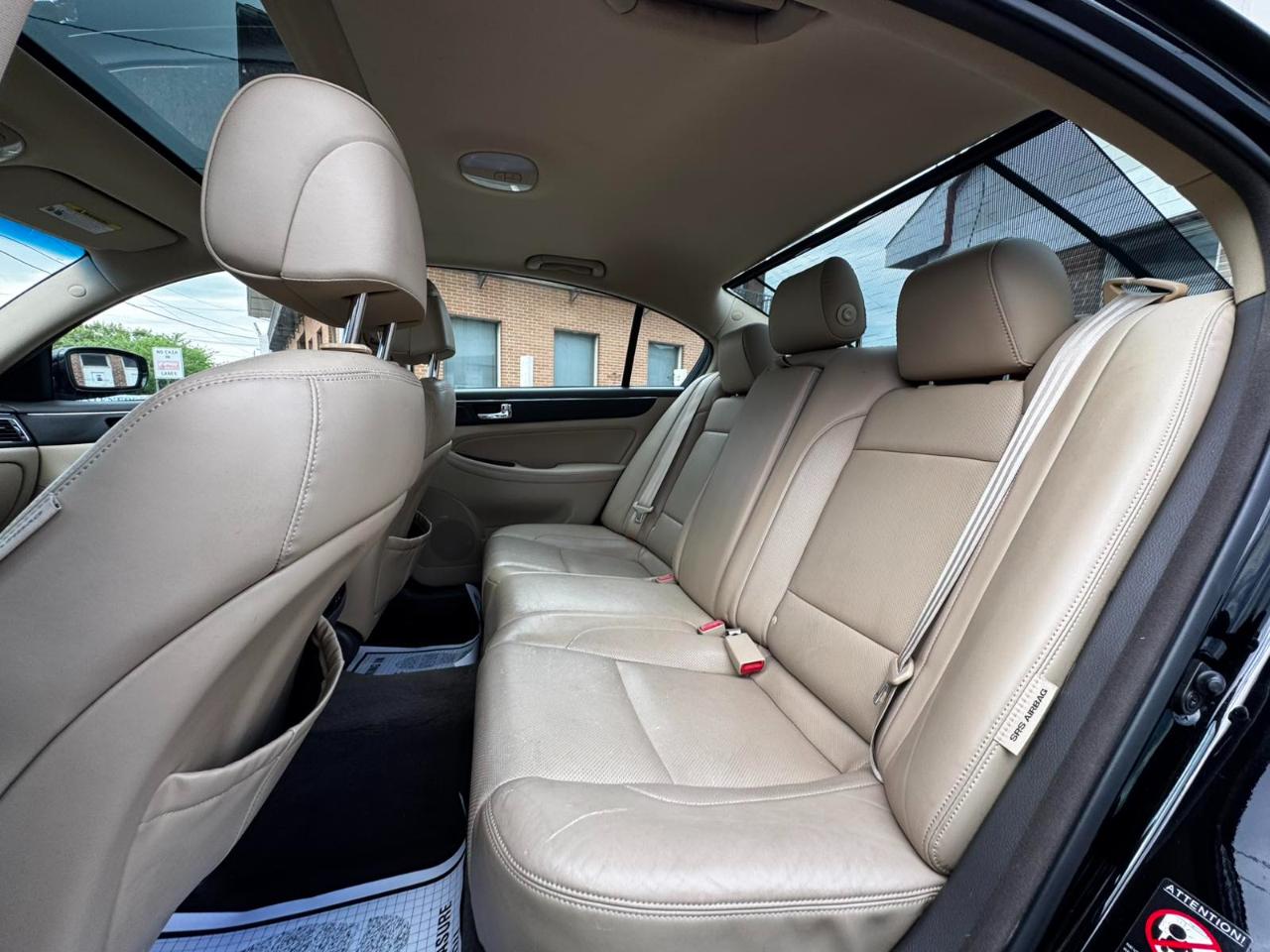 Hyundai Genesis 4dr Sdn 4.6L V8 2010