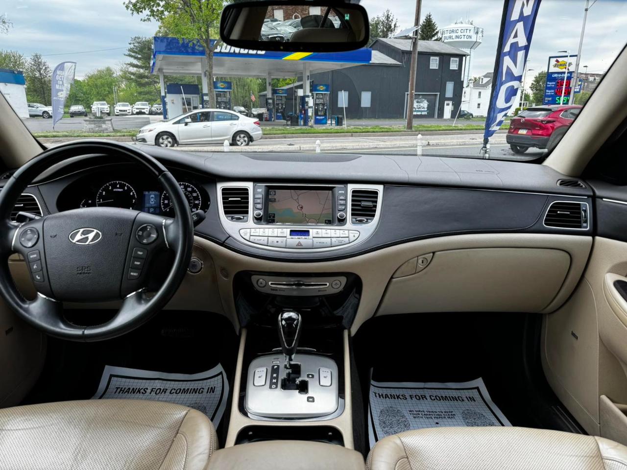 Hyundai Genesis 4dr Sdn 4.6L V8 2010