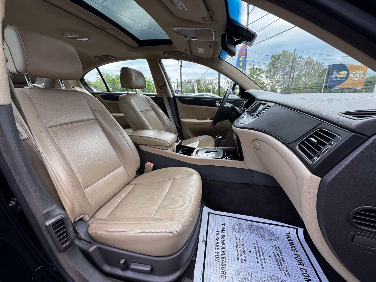 Hyundai Genesis 4dr Sdn 4.6L V8 2010