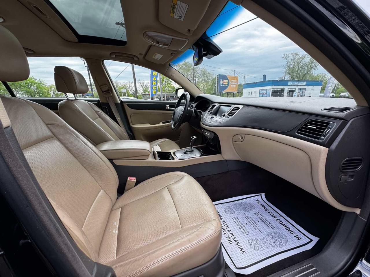 Hyundai Genesis 4dr Sdn 4.6L V8 2010