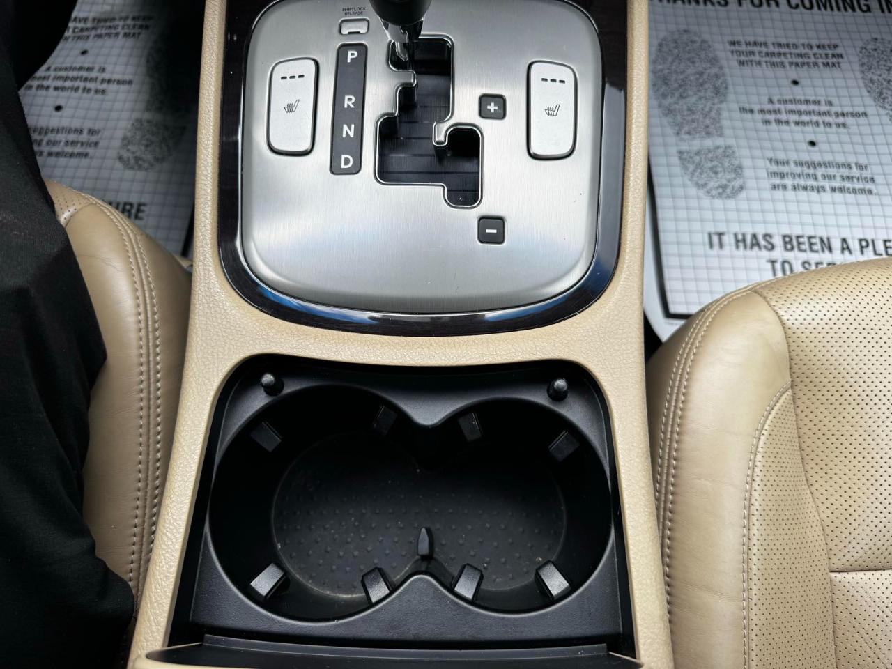 Hyundai Genesis 4dr Sdn 4.6L V8 2010