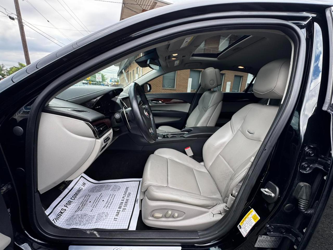 Cadillac ATS 4dr Sdn 2.0L Premium AWD 2014