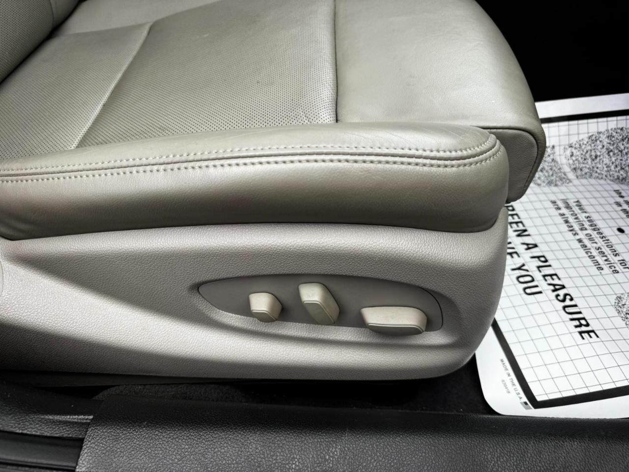 Cadillac ATS 4dr Sdn 2.0L Premium AWD 2014