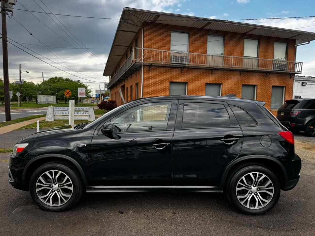 Mitsubishi Outlander Sport ES 2.0 CVT 2019