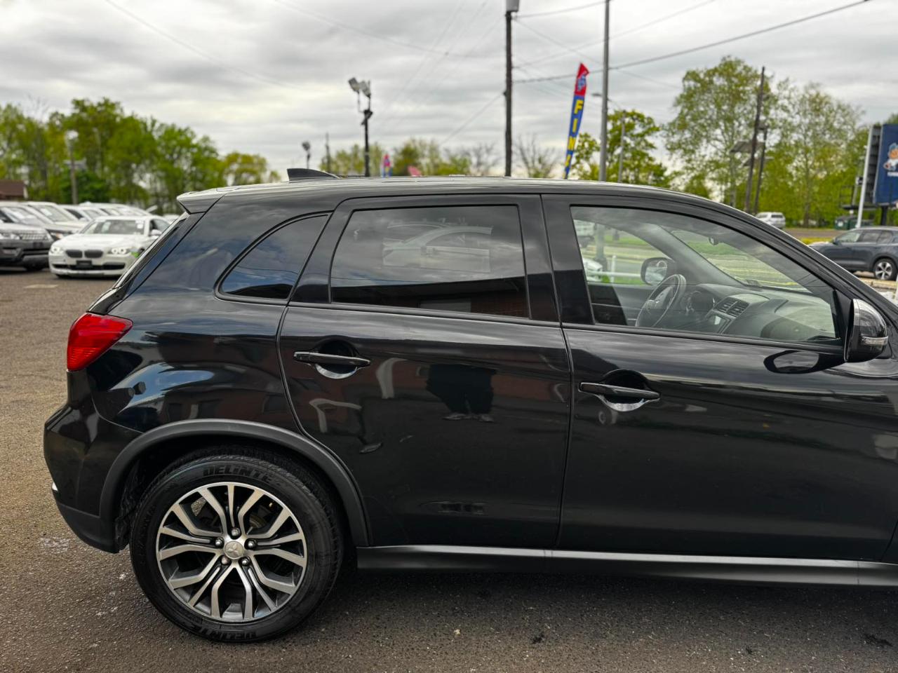 Mitsubishi Outlander Sport ES 2.0 CVT 2019