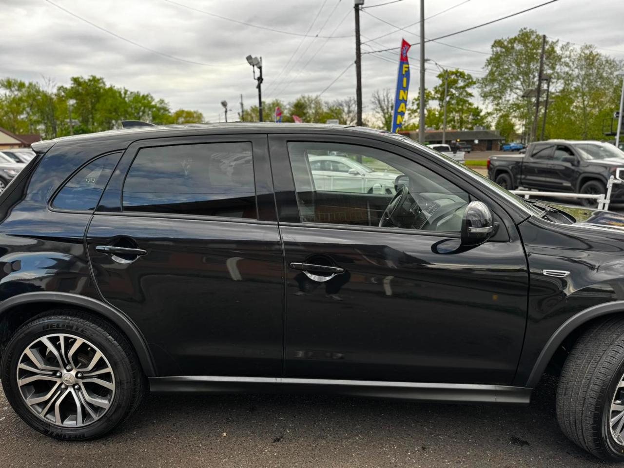 Mitsubishi Outlander Sport ES 2.0 CVT 2019