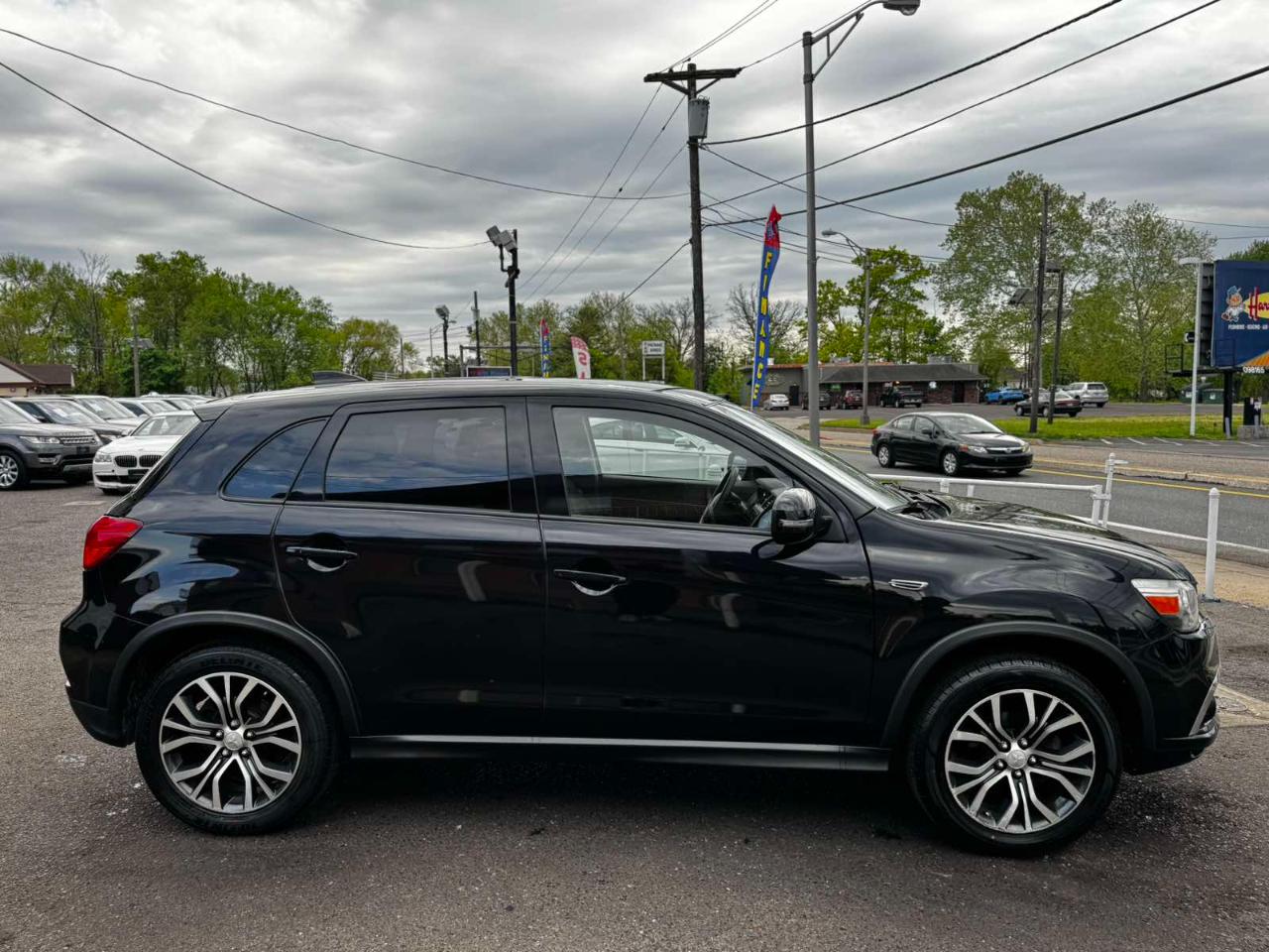 Mitsubishi Outlander Sport ES 2.0 CVT 2019