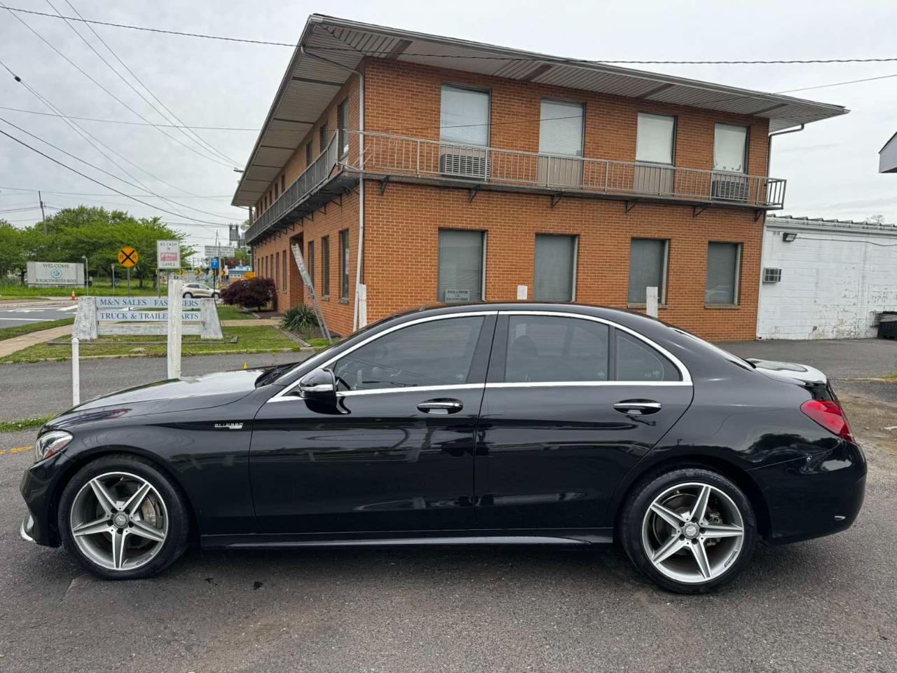 Mercedes-Benz C-Class 4dr Sdn C 400 4MATIC 2015