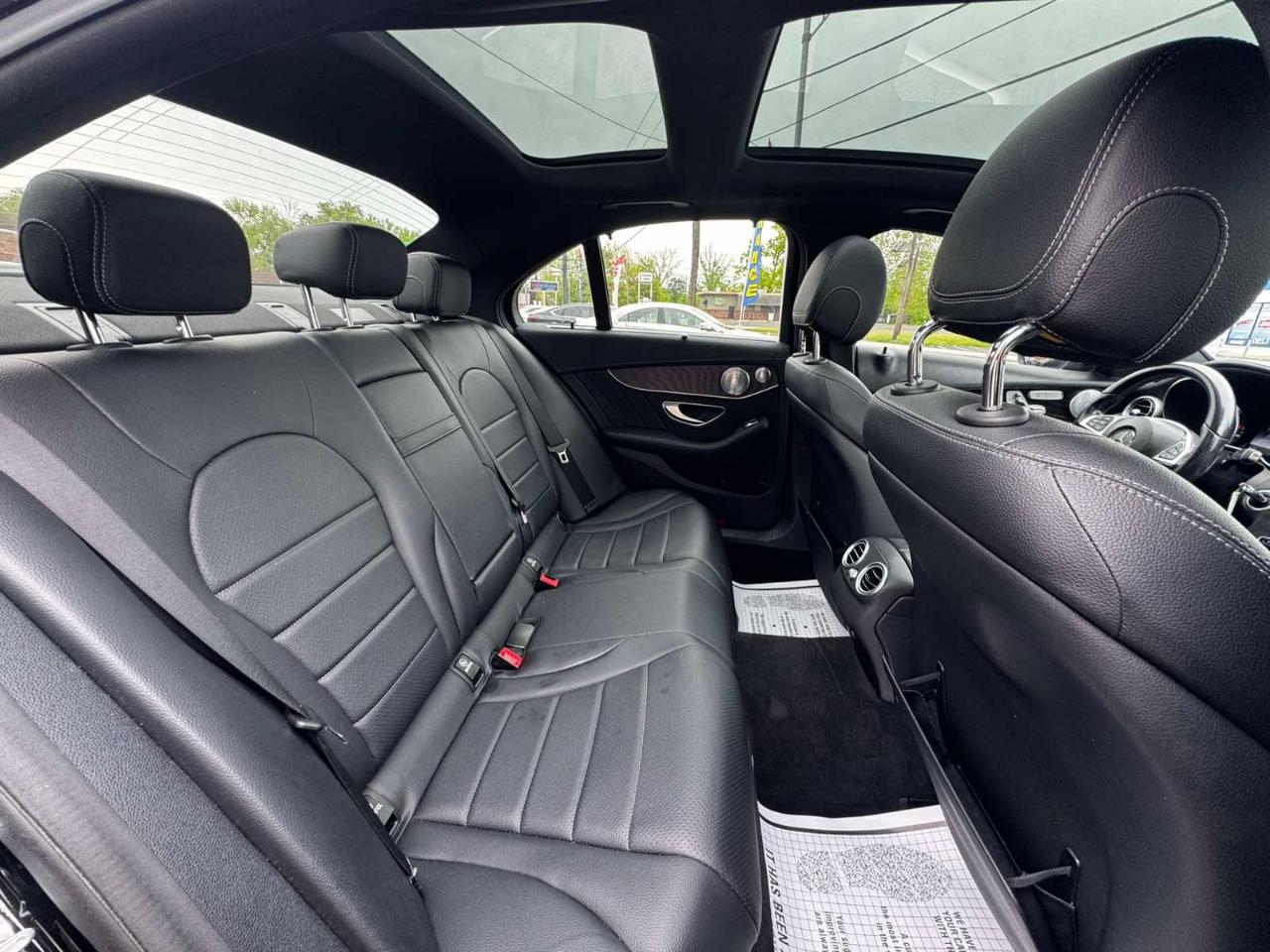 Mercedes-Benz C-Class 4dr Sdn C 400 4MATIC 2015