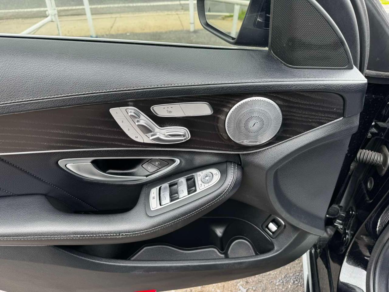 Mercedes-Benz C-Class 4dr Sdn C 400 4MATIC 2015