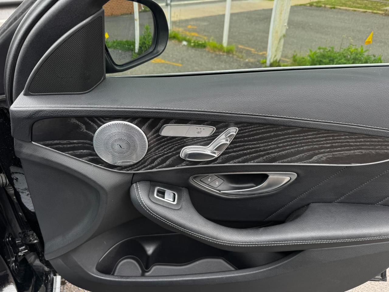Mercedes-Benz C-Class 4dr Sdn C 400 4MATIC 2015