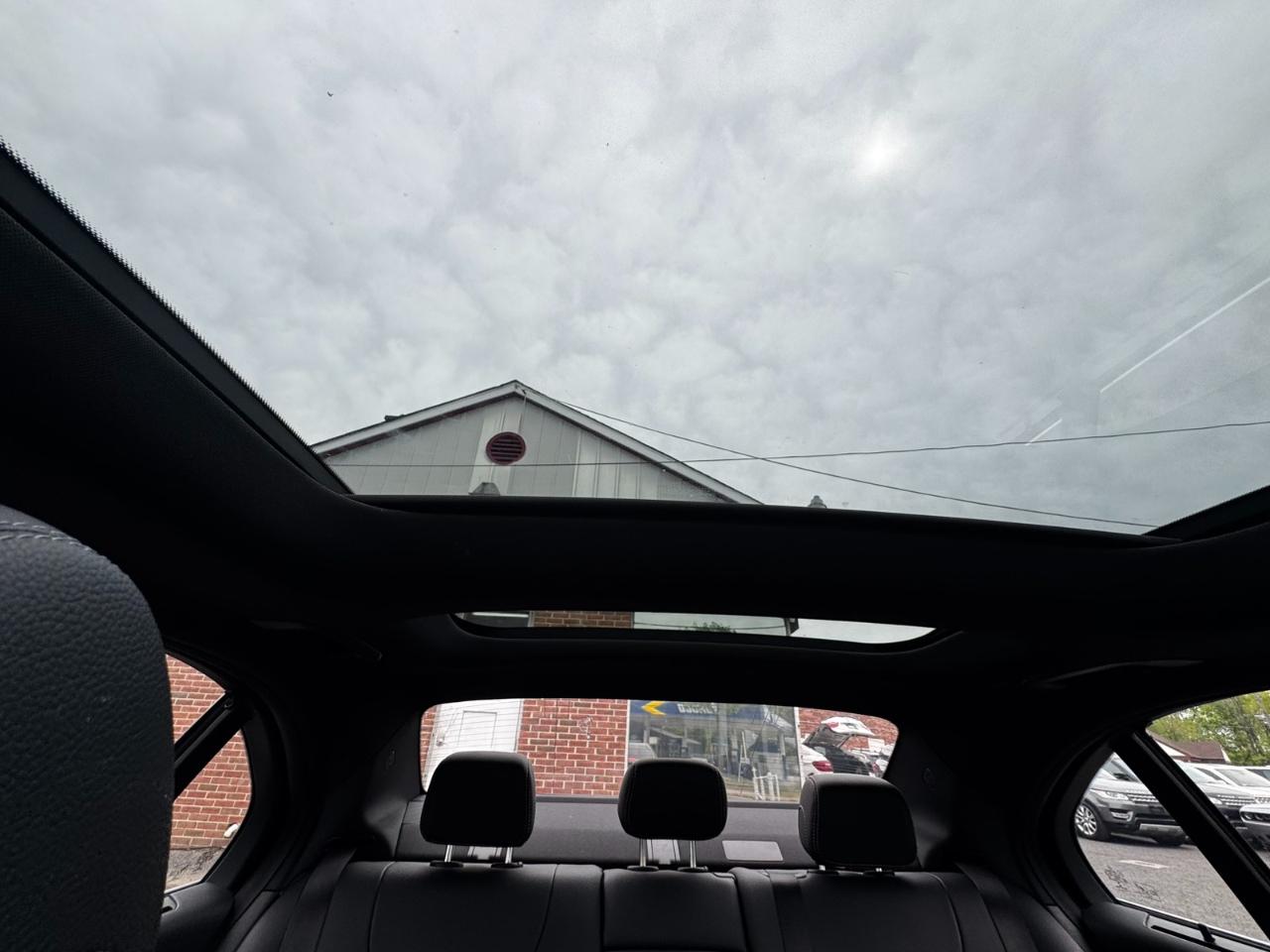 Mercedes-Benz C-Class 4dr Sdn C 400 4MATIC 2015