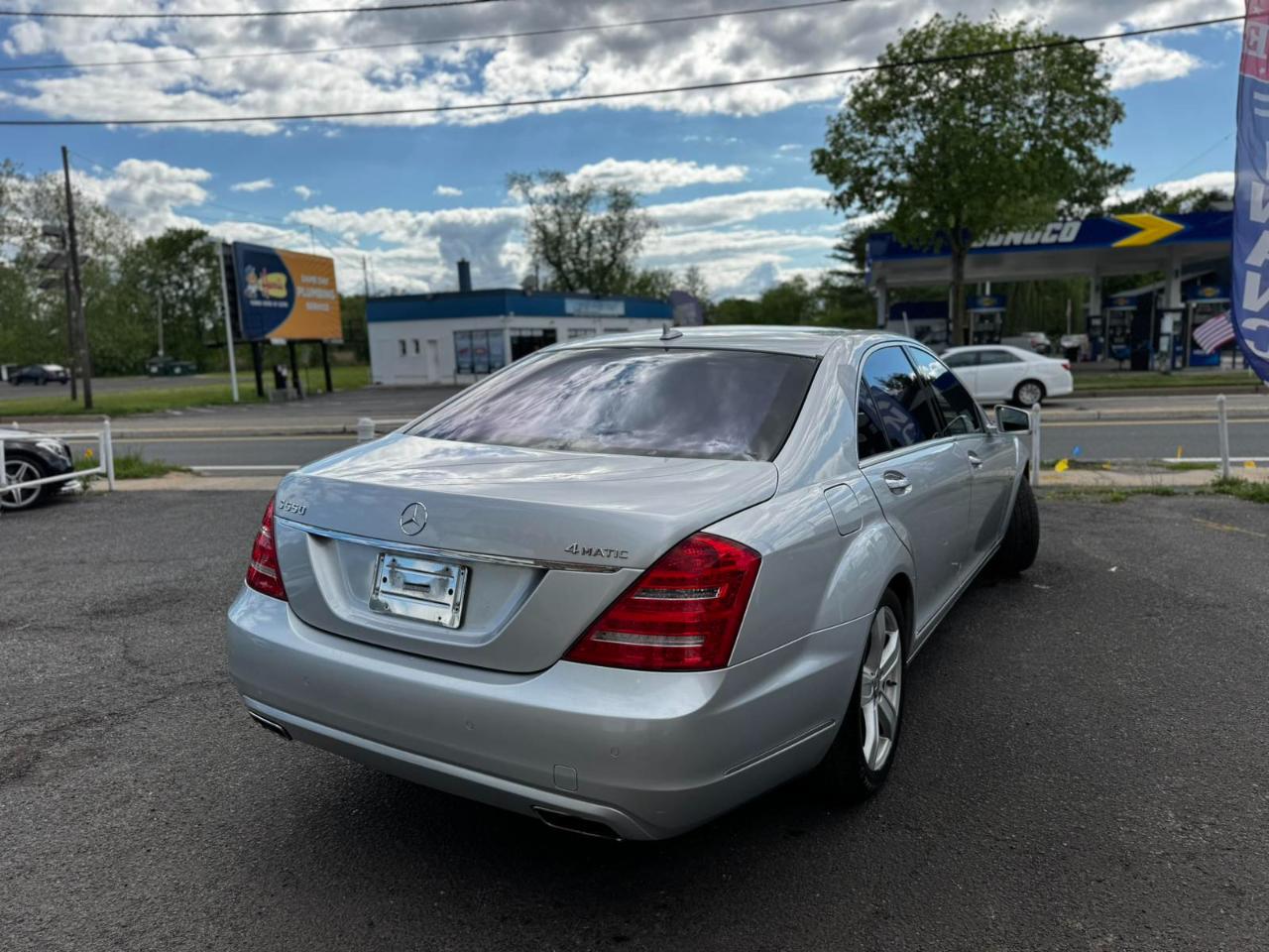 Mercedes-Benz S-Class 4dr Sdn S 550 4MATIC 2012