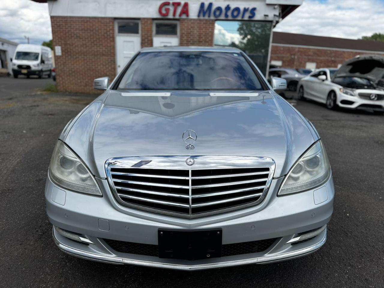 Mercedes-Benz S-Class 4dr Sdn S 550 4MATIC 2012