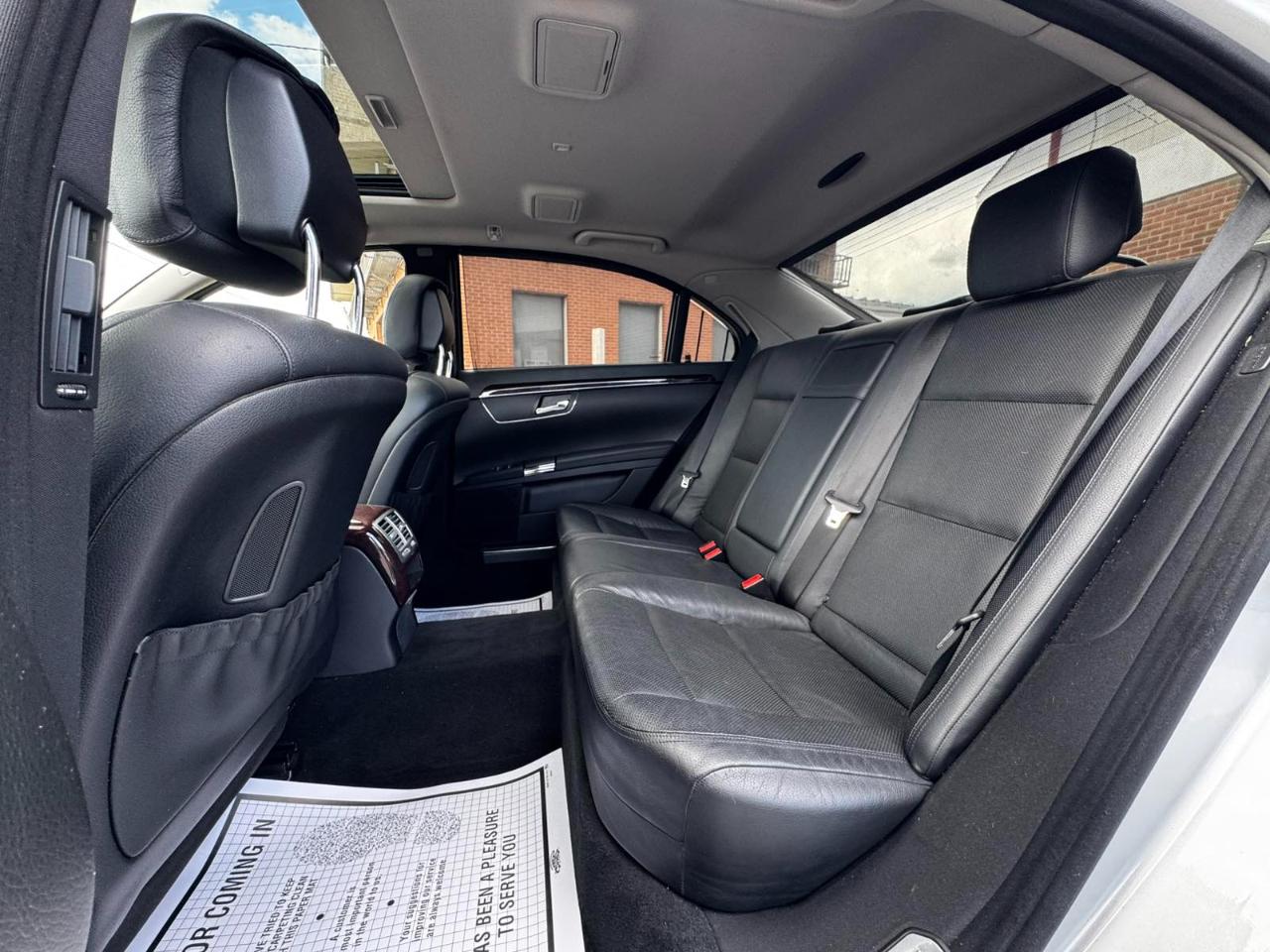 Mercedes-Benz S-Class 4dr Sdn S 550 4MATIC 2012