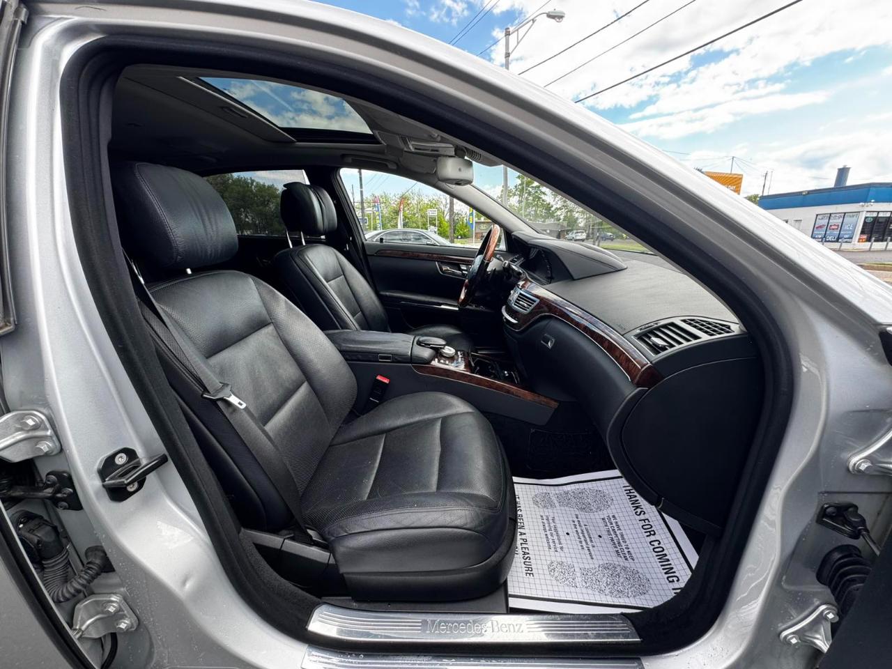Mercedes-Benz S-Class 4dr Sdn S 550 4MATIC 2012