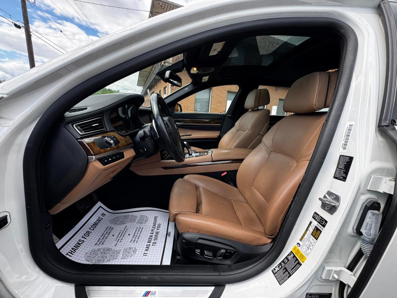 BMW 7 Series 4dr Sdn 740Li xDrive AWD 2014