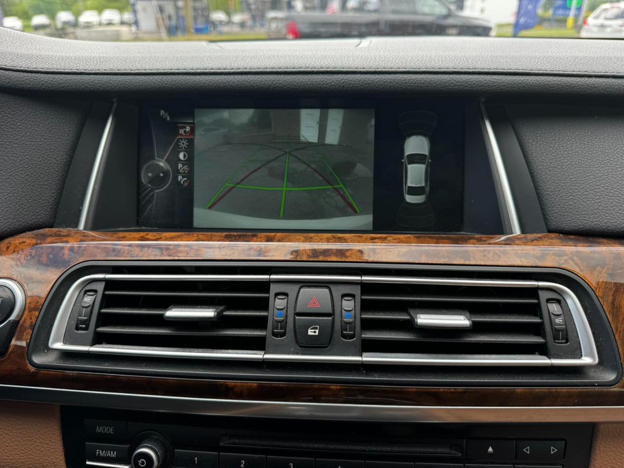 BMW 7 Series 4dr Sdn 740Li xDrive AWD 2014