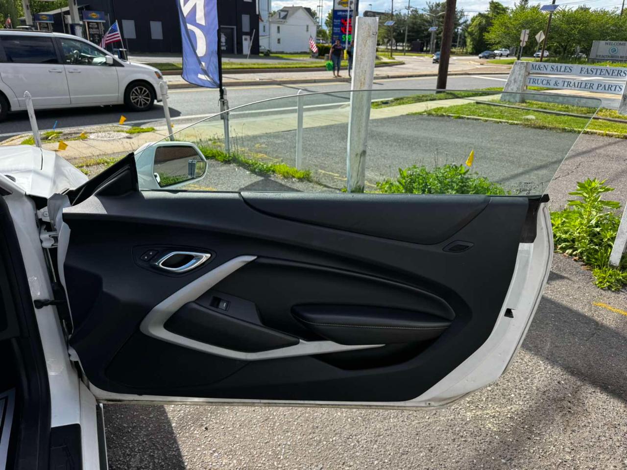 Chevrolet Camaro 2dr Cpe 1LT 2020