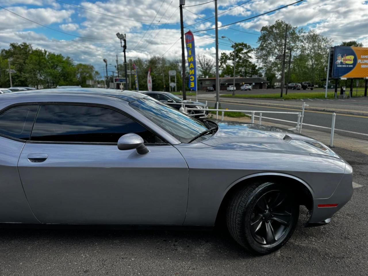 Dodge Challenger 2dr Cpe SXT 2016