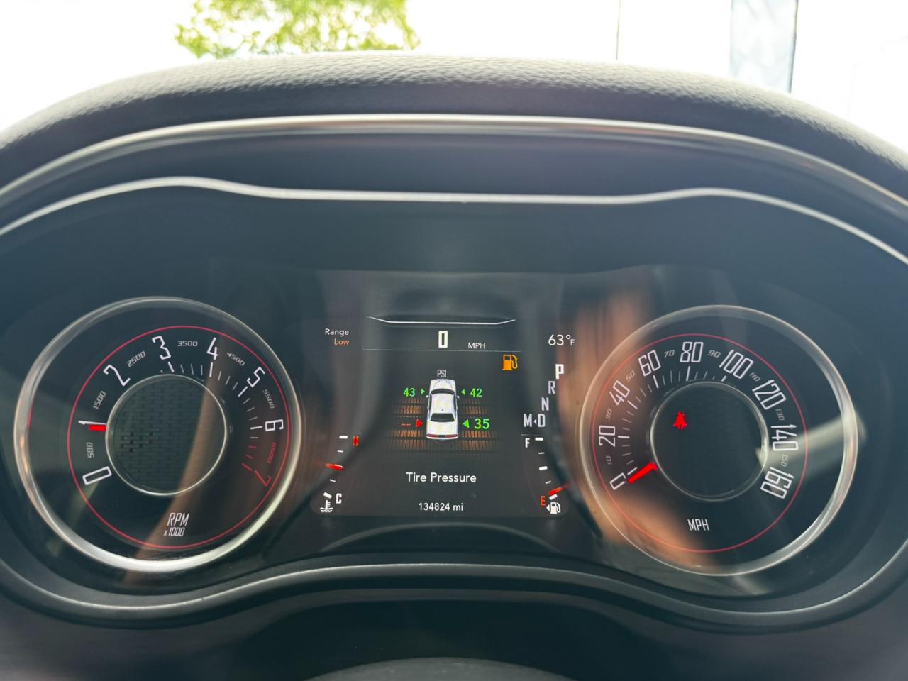 Dodge Challenger 2dr Cpe SXT 2016