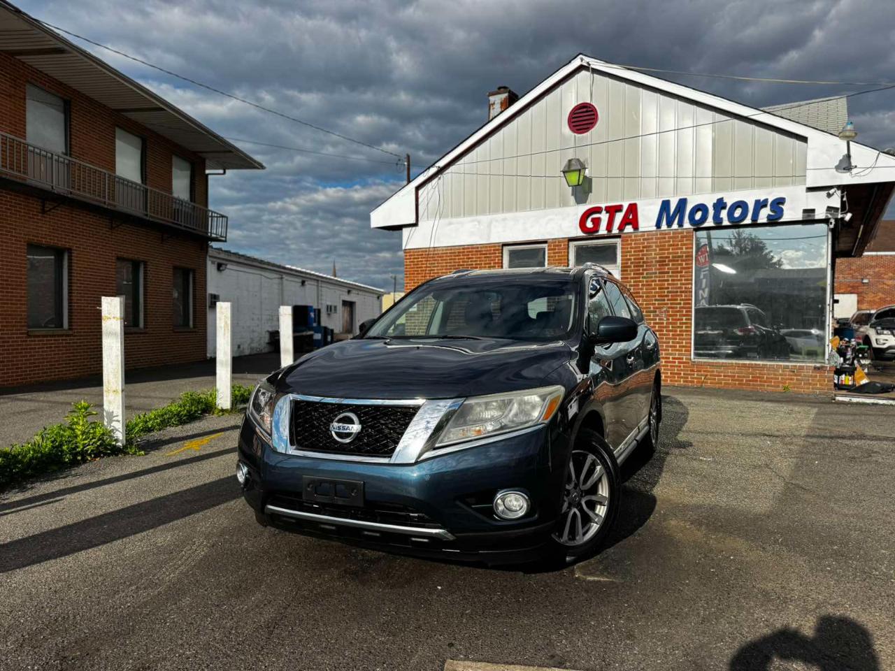 Nissan Pathfinder 4WD 4dr SL 2015