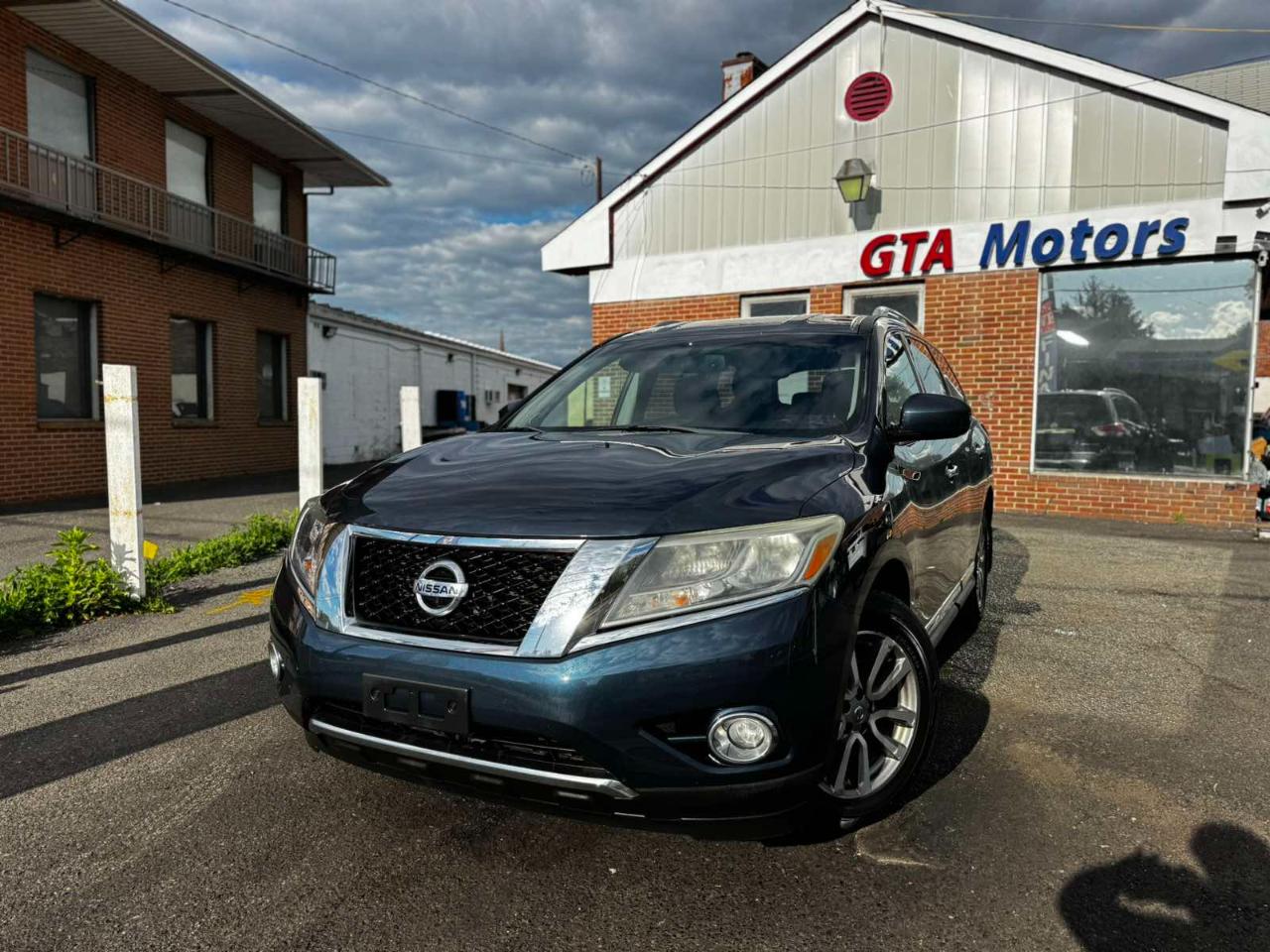 Nissan Pathfinder 4WD 4dr SL 2015