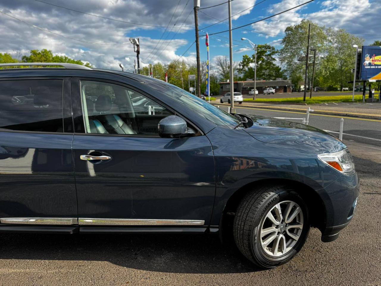 Nissan Pathfinder 4WD 4dr SL 2015