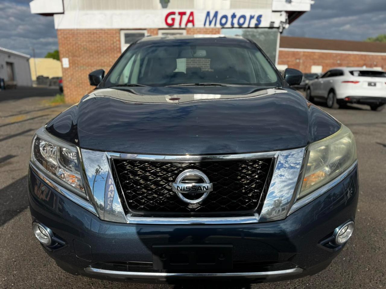 Nissan Pathfinder 4WD 4dr SL 2015