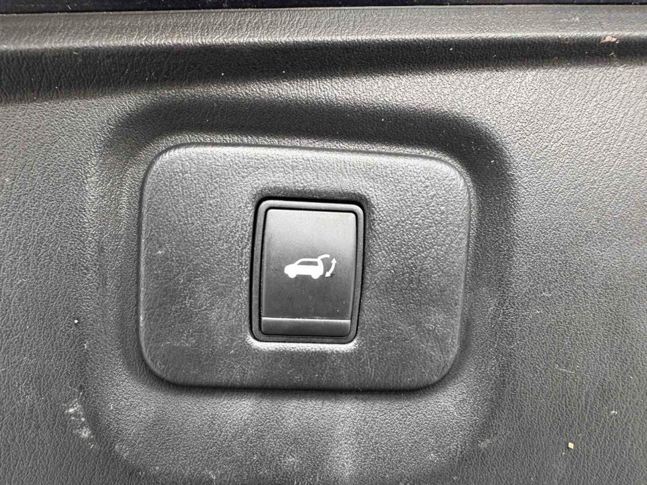 Nissan Pathfinder 4WD 4dr SL 2015