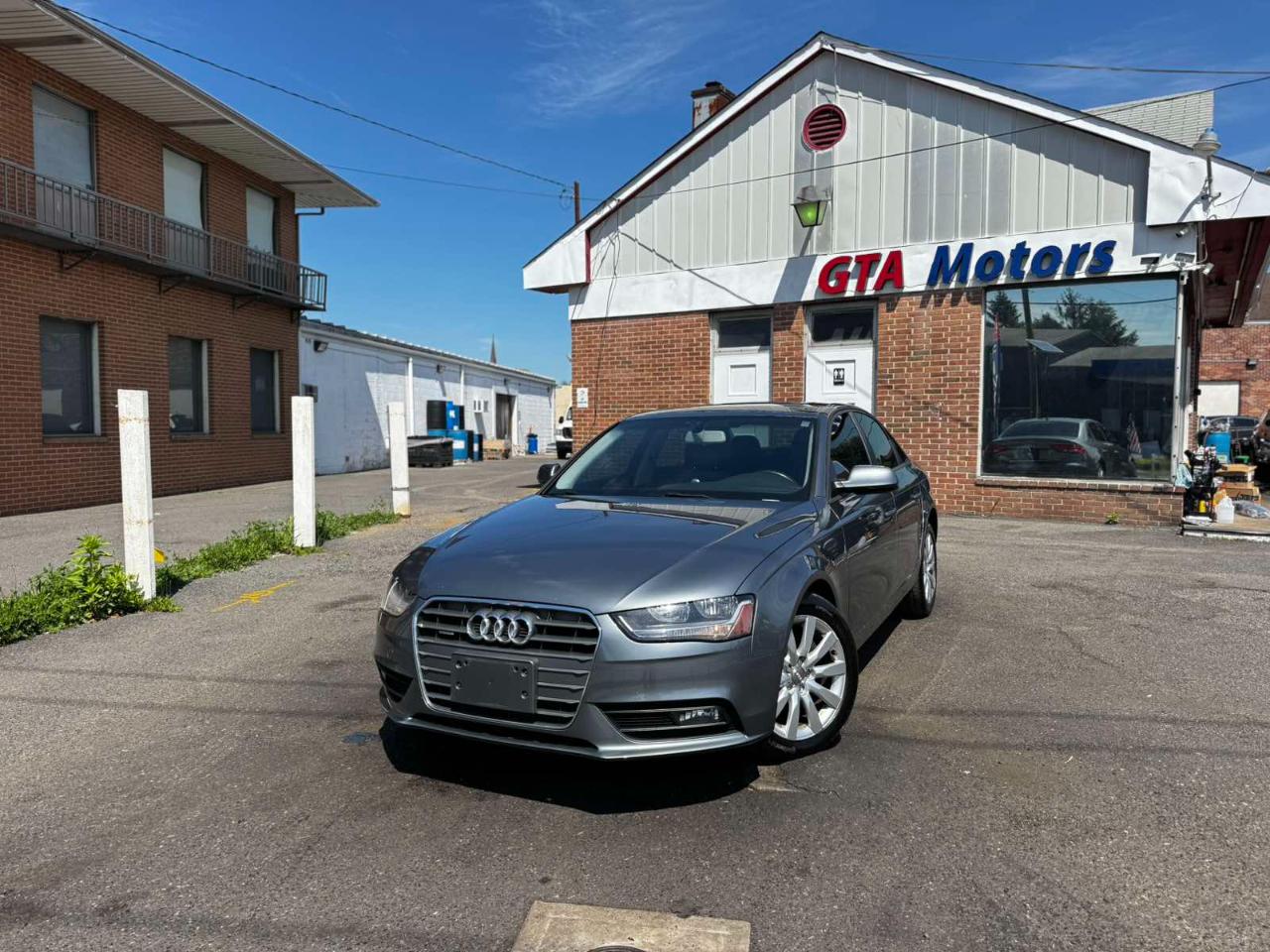Audi A4 4dr Sdn Auto quattro 2.0T Premium 2013