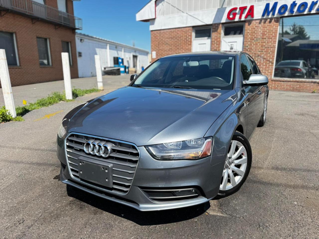 Audi A4 4dr Sdn Auto quattro 2.0T Premium 2013