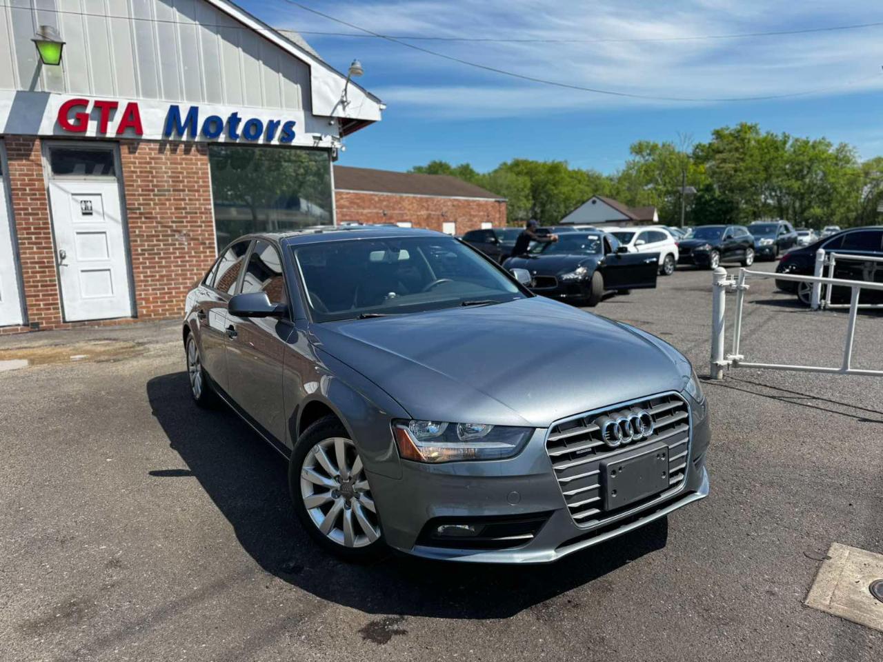 Audi A4 4dr Sdn Auto quattro 2.0T Premium 2013