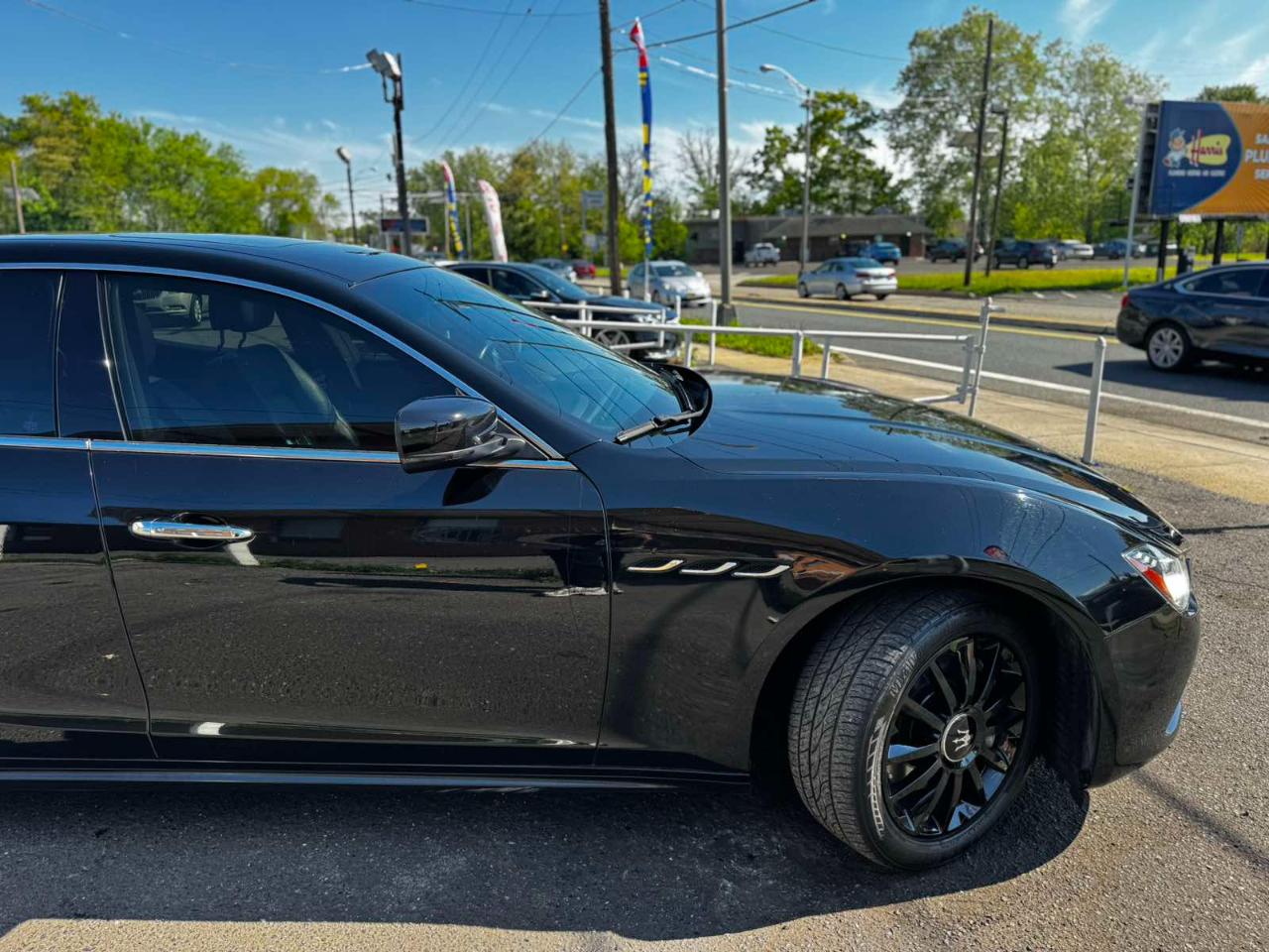 Maserati Ghibli 4dr Sdn 2014