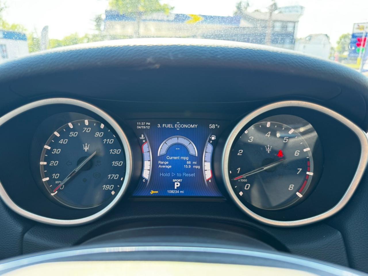 Maserati Ghibli 4dr Sdn 2014