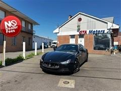 2014 Maserati Ghibli 