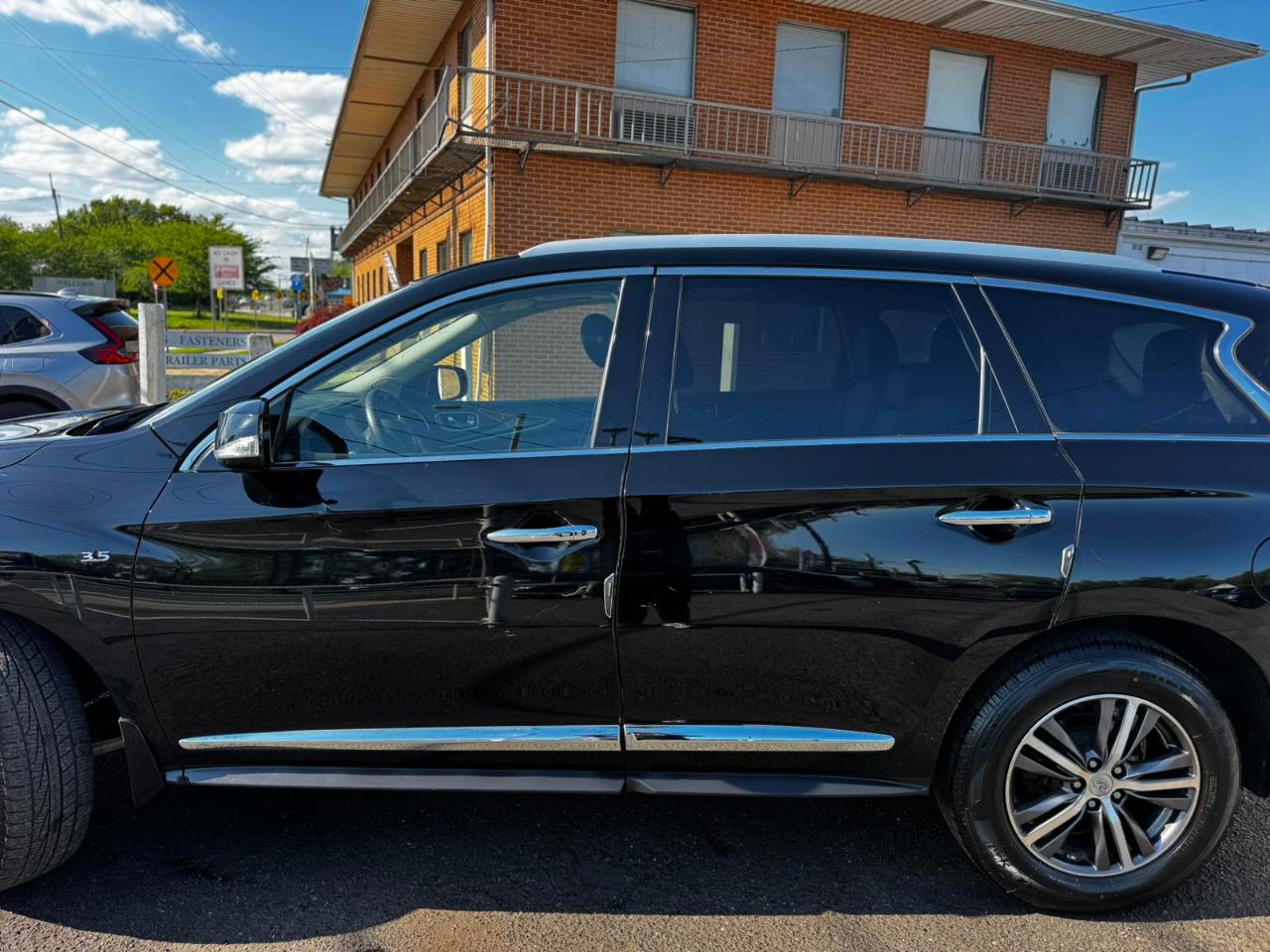 Infiniti QX60 AWD 2017