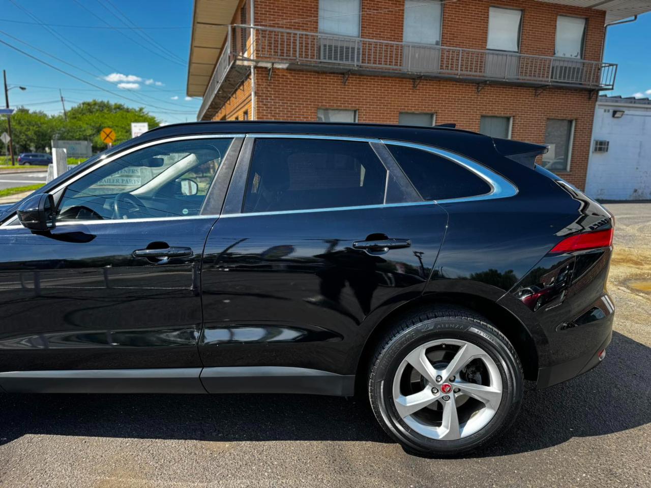 Jaguar F-Pace 25t Premium AWD 2019