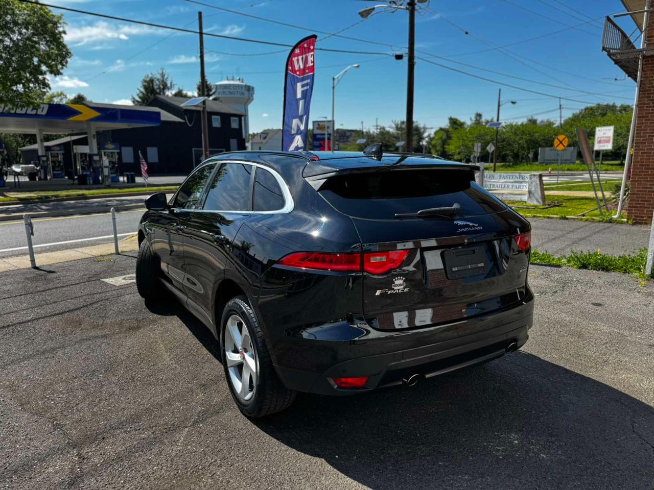 Jaguar F-Pace 25t Premium AWD 2019