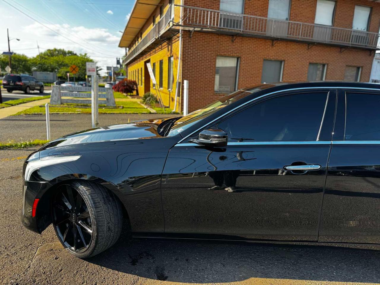 Cadillac CTS Sedan 4dr Sdn 2.0L Turbo Luxury AWD 2018