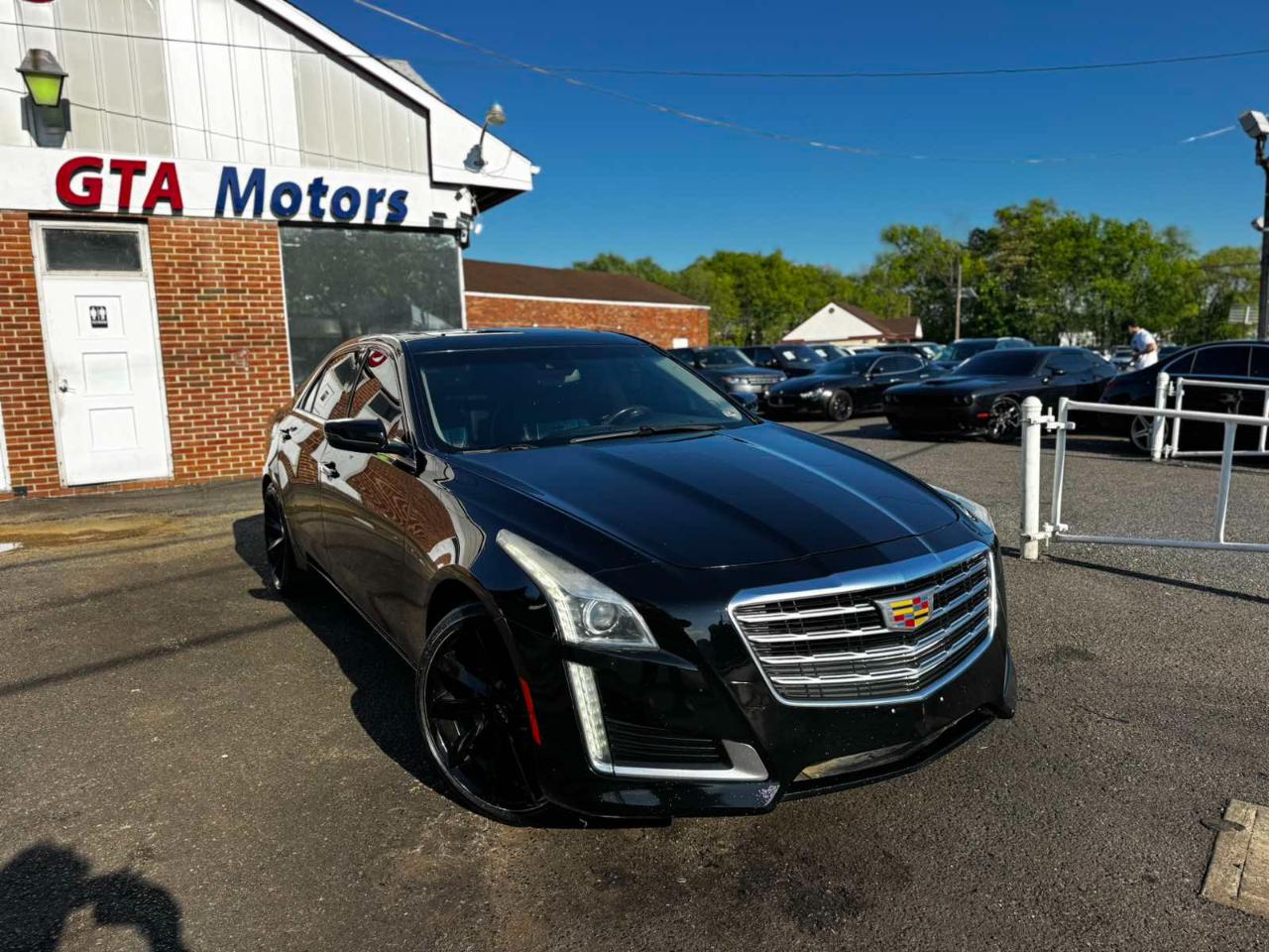 Cadillac CTS Sedan 4dr Sdn 2.0L Turbo Luxury AWD 2018